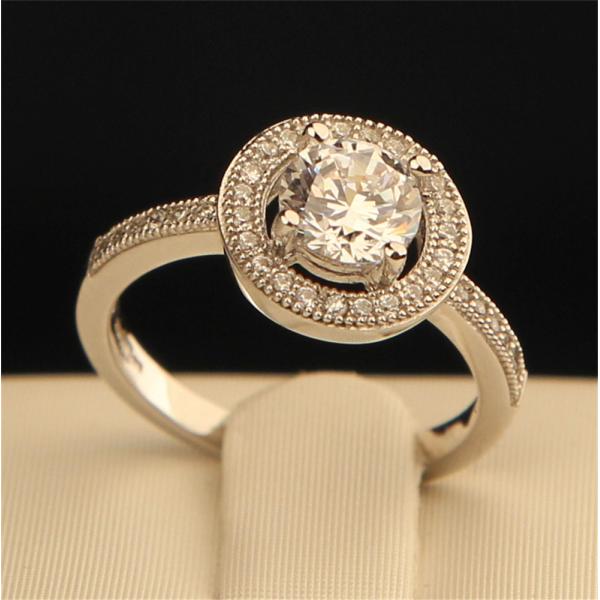 BOUTON  DELICATE RND STONE RING (K) BR052K