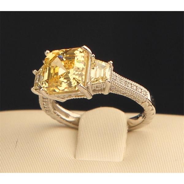 BOUTON  3 STONE DRESS RING (K) BR072K