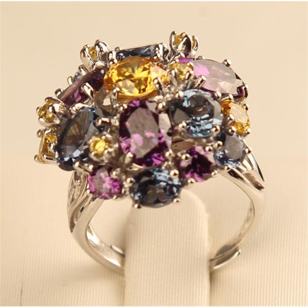 艾尔蒂Carisma系列戒指