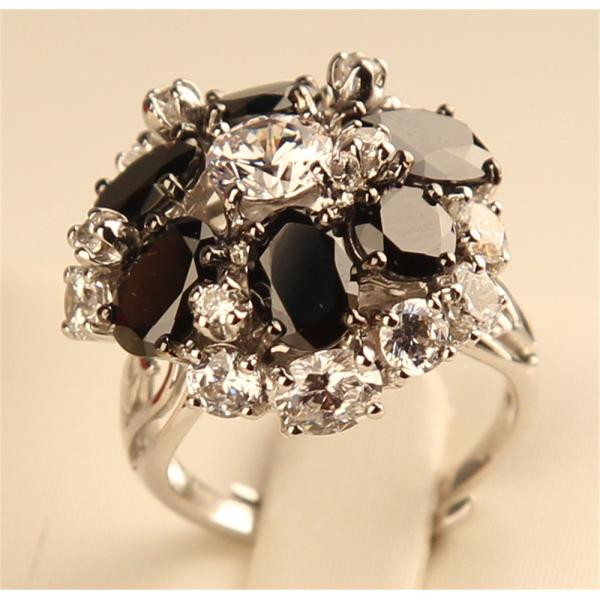 艾尔蒂Carisma系列戒指