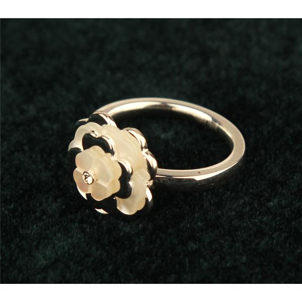 SANTORINI FLOWER系列玫瑰金色贝母戒指