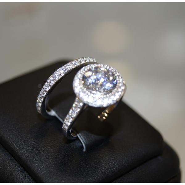 艾爾蒂純銀鍍銠戒指
(白色晶鑽)